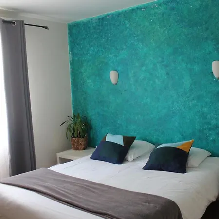 Les Bruyeres Hotel 2*